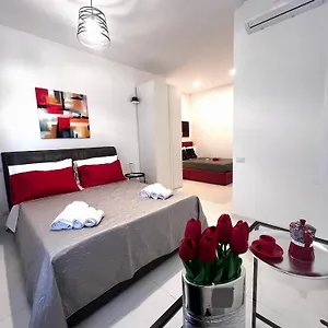 Roma Airport Sky Apartment