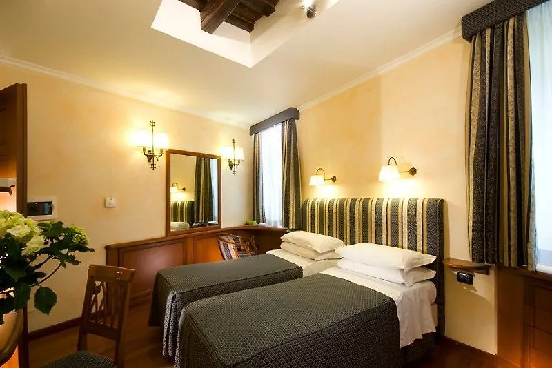 Hotel La Fenice Rome 0*,  Italy