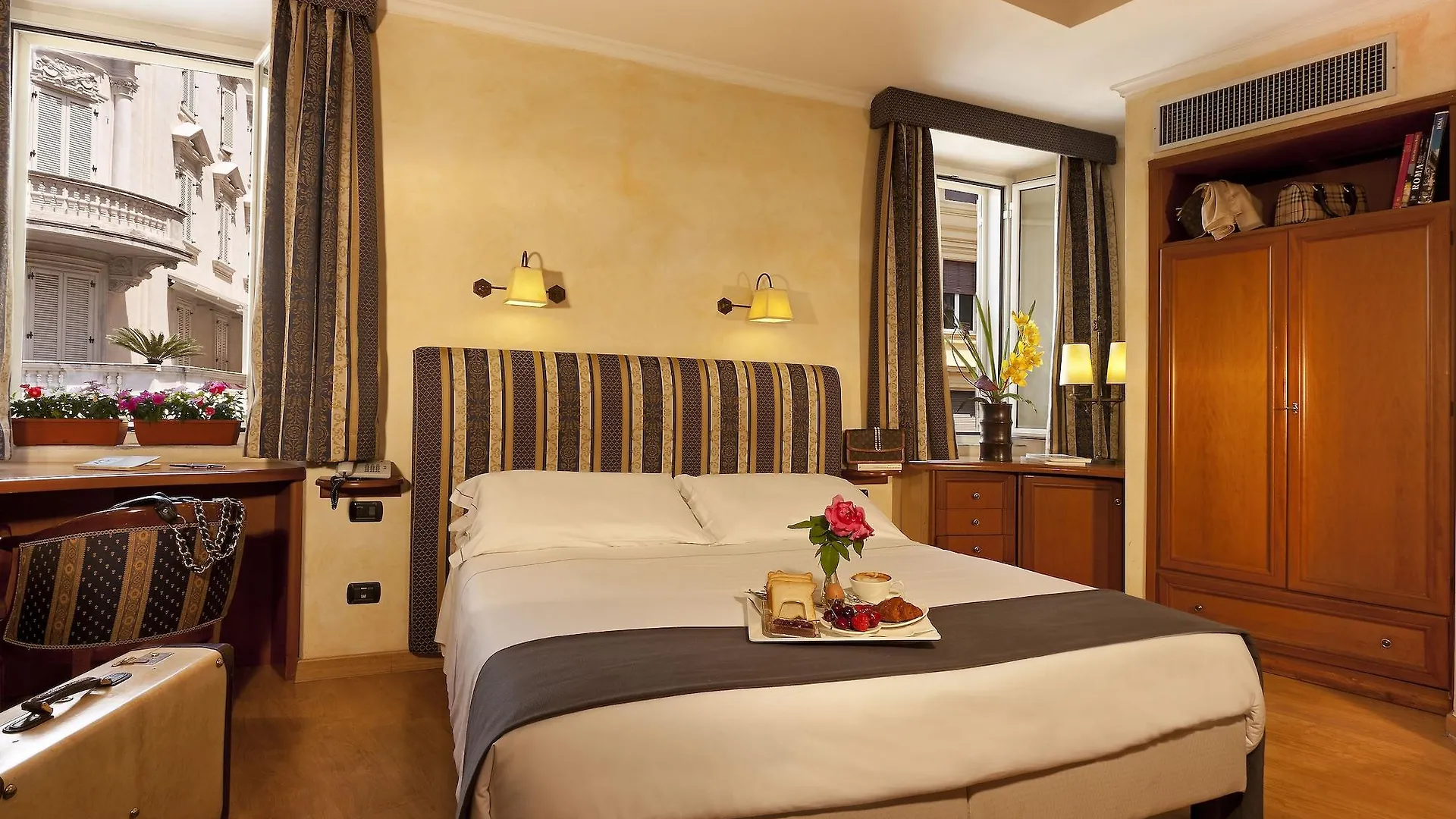 Апартаменты Hotel La Fenice Рим
