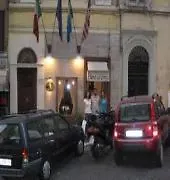 Апартаменты Hotel La Fenice Рим